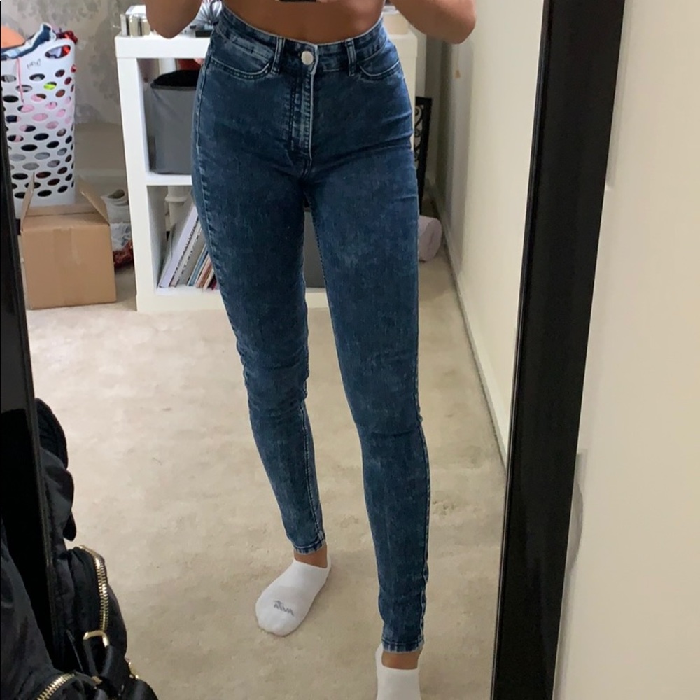 Jeans - Picture 2 of 4